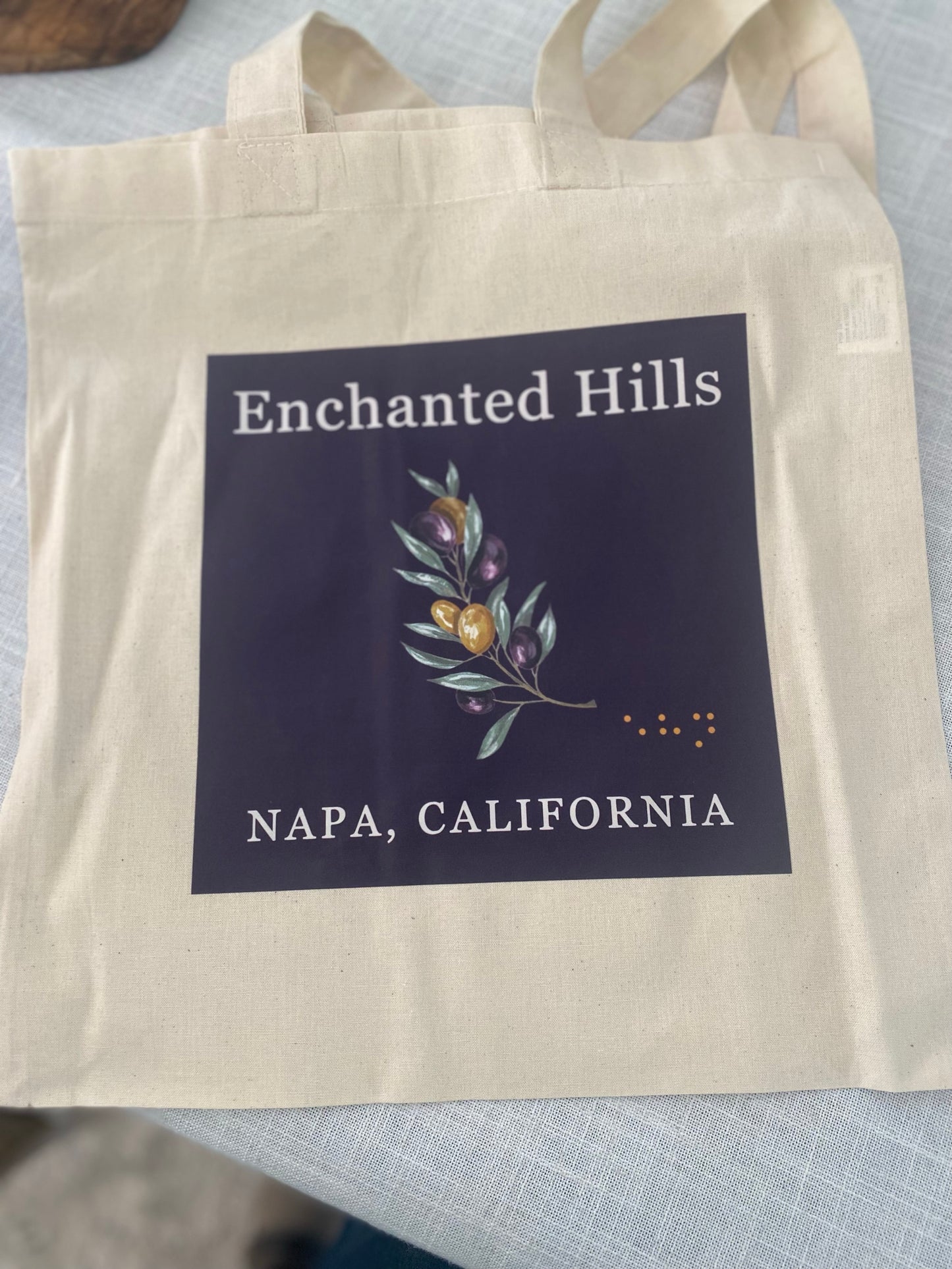 Tote bag with EHN Logo.