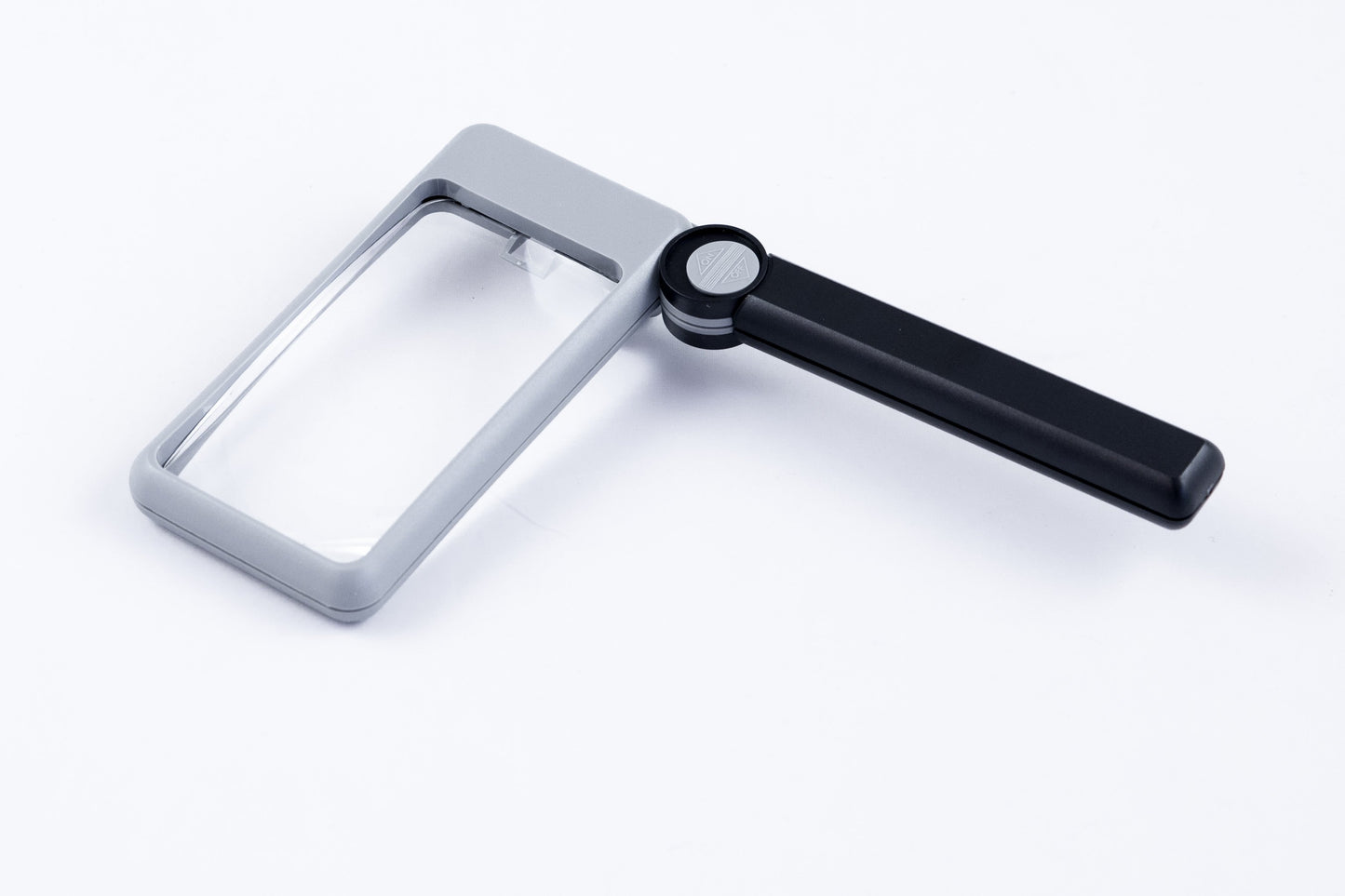 Illuminated Hand Magnifier (Bausch & Lomb): 2x Rectangular