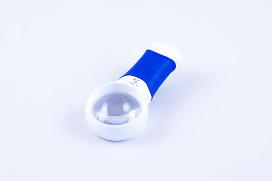 Coil Handheld LED Illuminated Magnifier (Auto-Touch 7X )